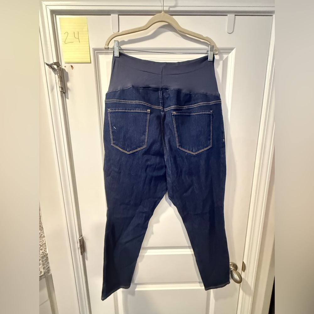 Maternity old navy jeans size 18 short